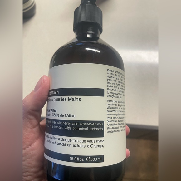 2 Qty Aesop Resurrection Aromatique Hand Wash - new 500 ml - Picture 3 of 5